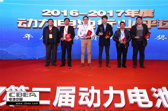 2016-2017年度動力電池行業(yè)評選”結(jié)果揭曉：鋰電行業(yè)誰領風騷
