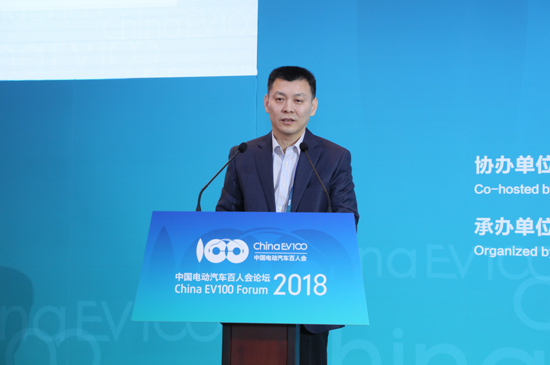 1516522923485012547.jpg 主題峰會(huì)4-工業(yè)和信息化部電子信息司處長(zhǎng) 侯建仁.jpg