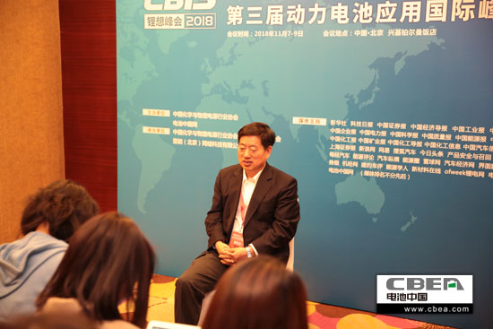 秦興才：動(dòng)力電池企業(yè)要勤練內(nèi)功，與車企共擔(dān)安全管理重任