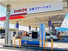 加氫站建設(shè)再提速！我國(guó)氫燃料電池業(yè)駛?cè)搿翱燔嚨馈保?></span>
							<div>
								<h3>加氫站建設(shè)再提速！我國(guó)氫燃料電池業(yè)駛?cè)搿翱燔嚨馈保?/h3>
								<p>在政策與資金等多重利好因素的刺激下，我國(guó)氫燃料電池業(yè)逐漸駛?cè)肓恕翱燔嚨馈薄?...</p>
							</div>
							</a>
						</li>
						<li>
							<a href=