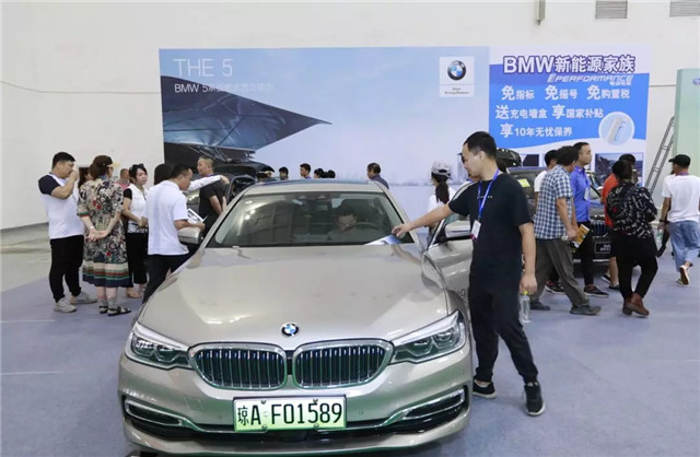 100多家企業(yè)參展、200余輛新車(chē)亮相，第四屆振威海南新能源車(chē)展盛大開(kāi)幕！