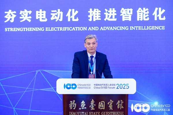 百人會(huì)論壇2025高層論壇大咖云集，“把脈”汽車產(chǎn)業(yè)高質(zhì)量發(fā)展