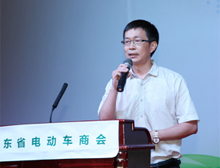 廣東產品質量監(jiān)督檢驗研究院輕紡部副部長黃鎮(zhèn)澤致辭